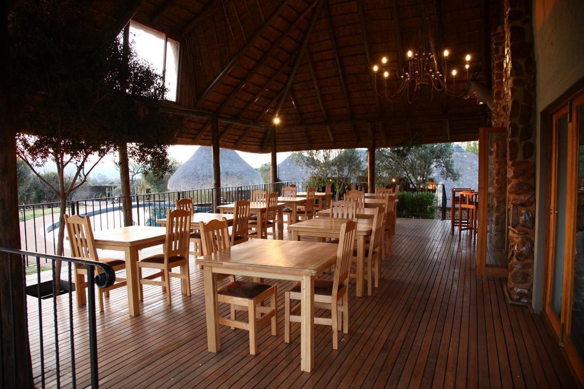 Tidimalo Lodge ルステンブルク エクステリア 写真